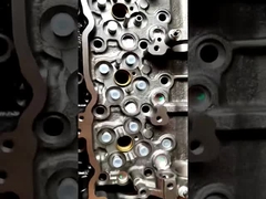 6hk1 สร้างฝาสูบเครื่องยนต์ดีเซล Isuzu X 7.8 1998-2004 24